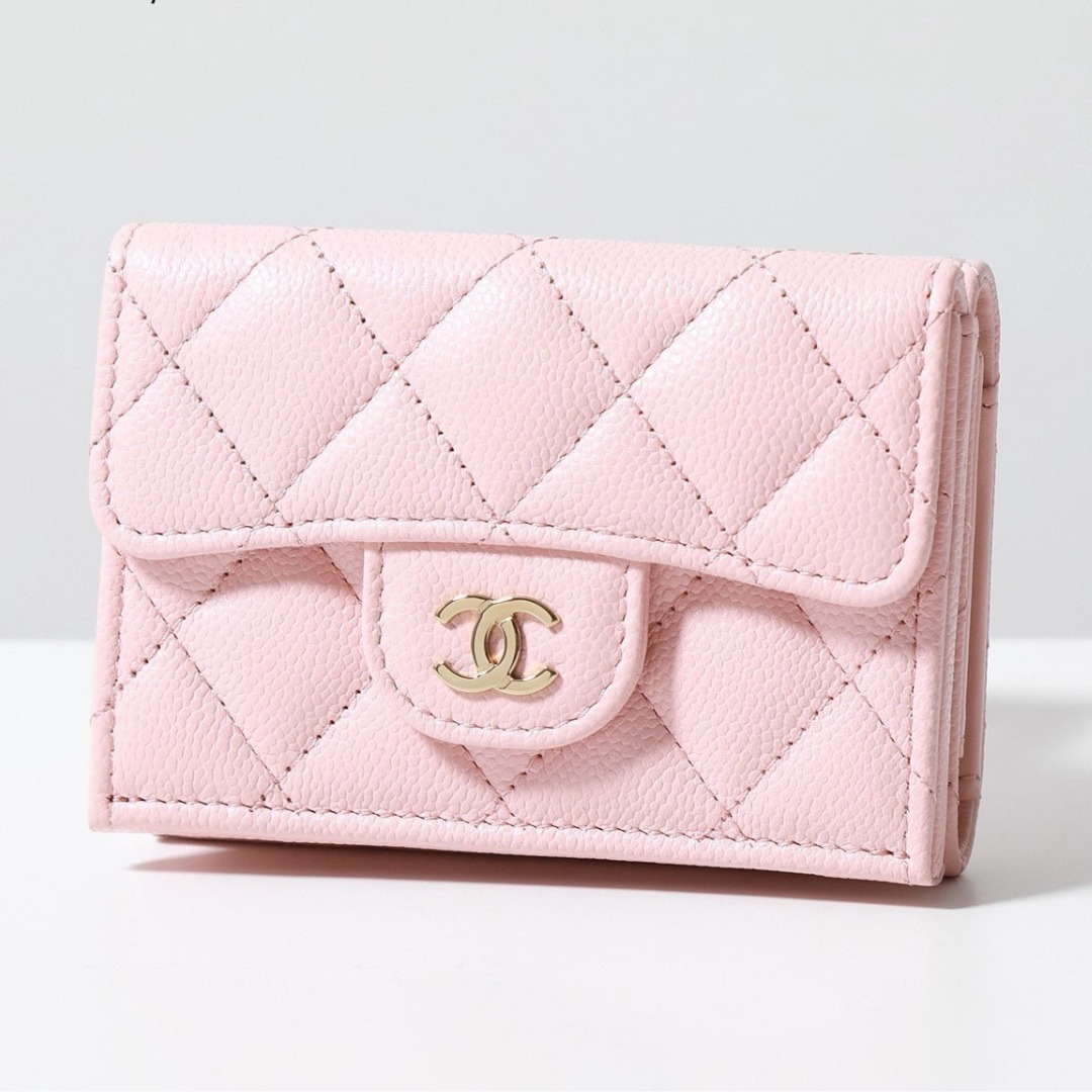 入手困難カラー♪【CHANEL】三つ折り財布 キルティングレザー